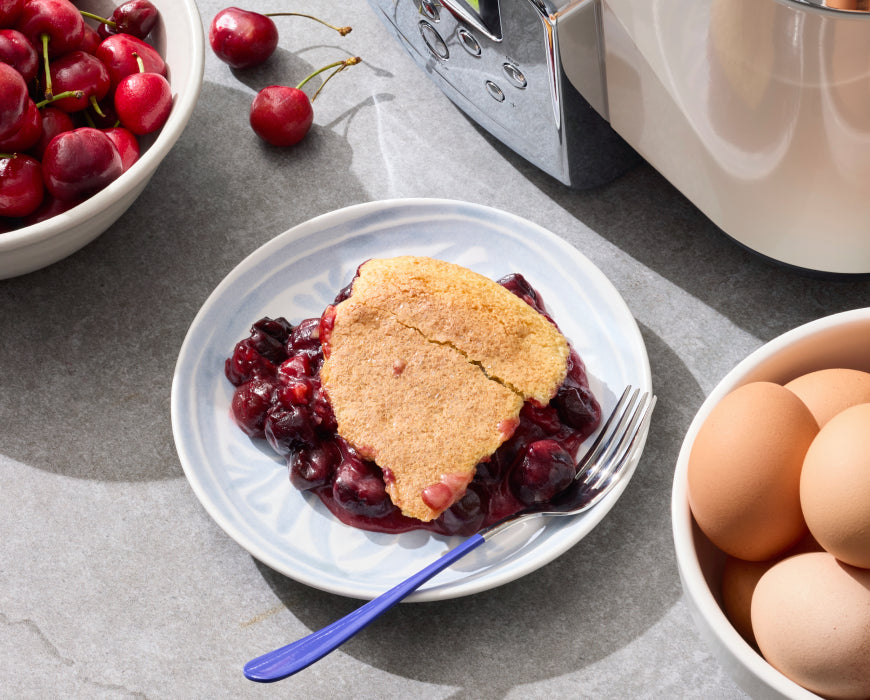 Slow Cooker Cherry Cobbler