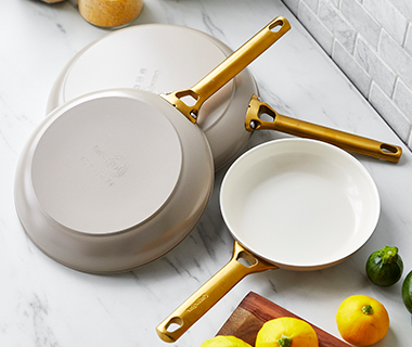 Choosing Your Frypans: Easy as 1, 2, 3