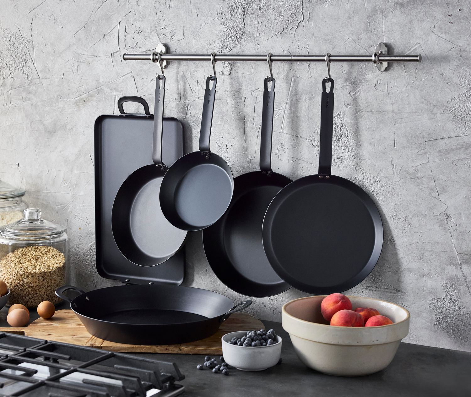 How to Clean a Carbon Steel Pan