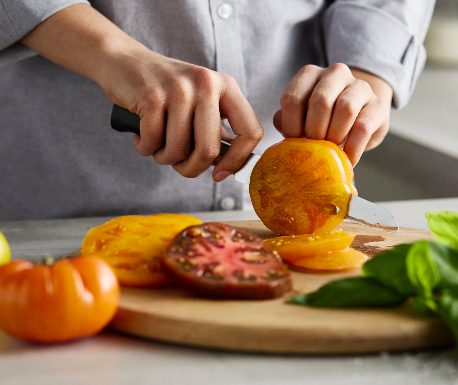 Knife to Cut Vegetables: What You Really Need