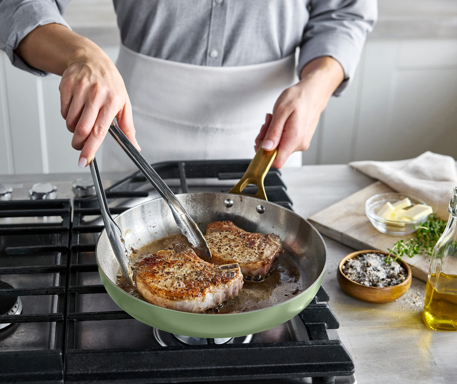 Why Food Sticks to Stainless Steel (and How to Prevent It)