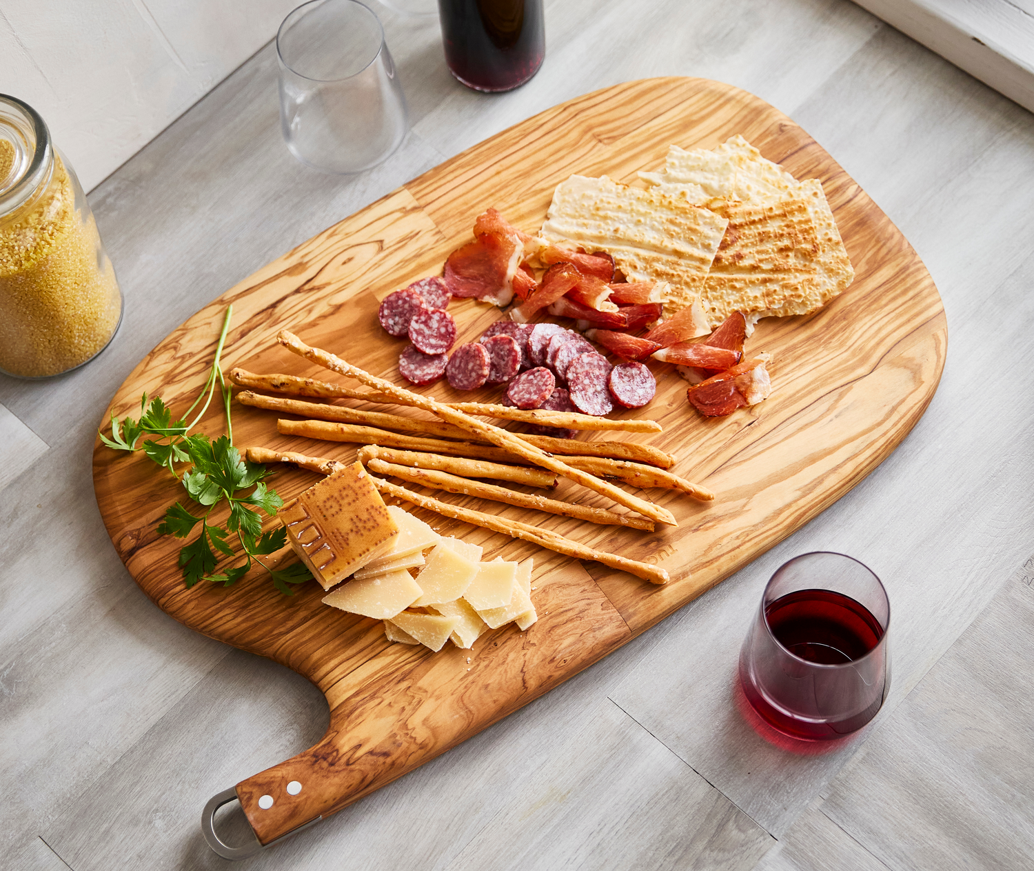 Cleaning Wooden Cutting Boards: The Right Way