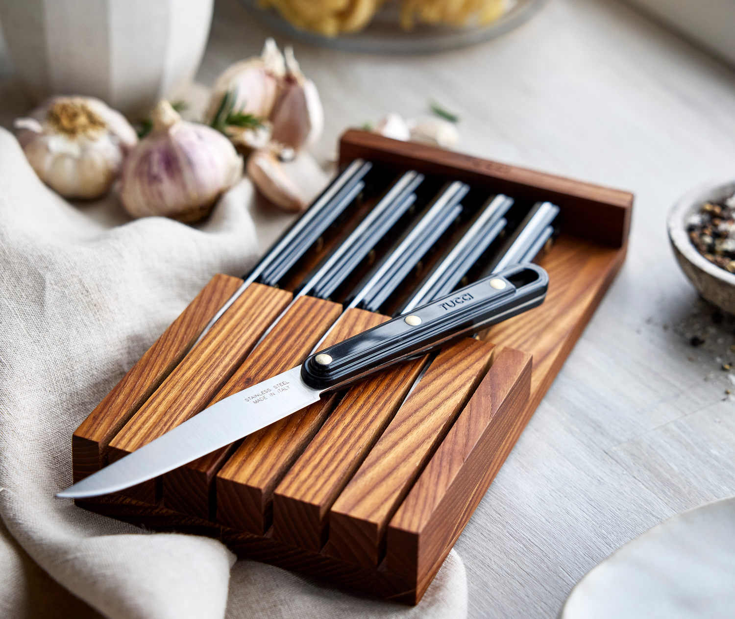 Why You Need a Carving Knife