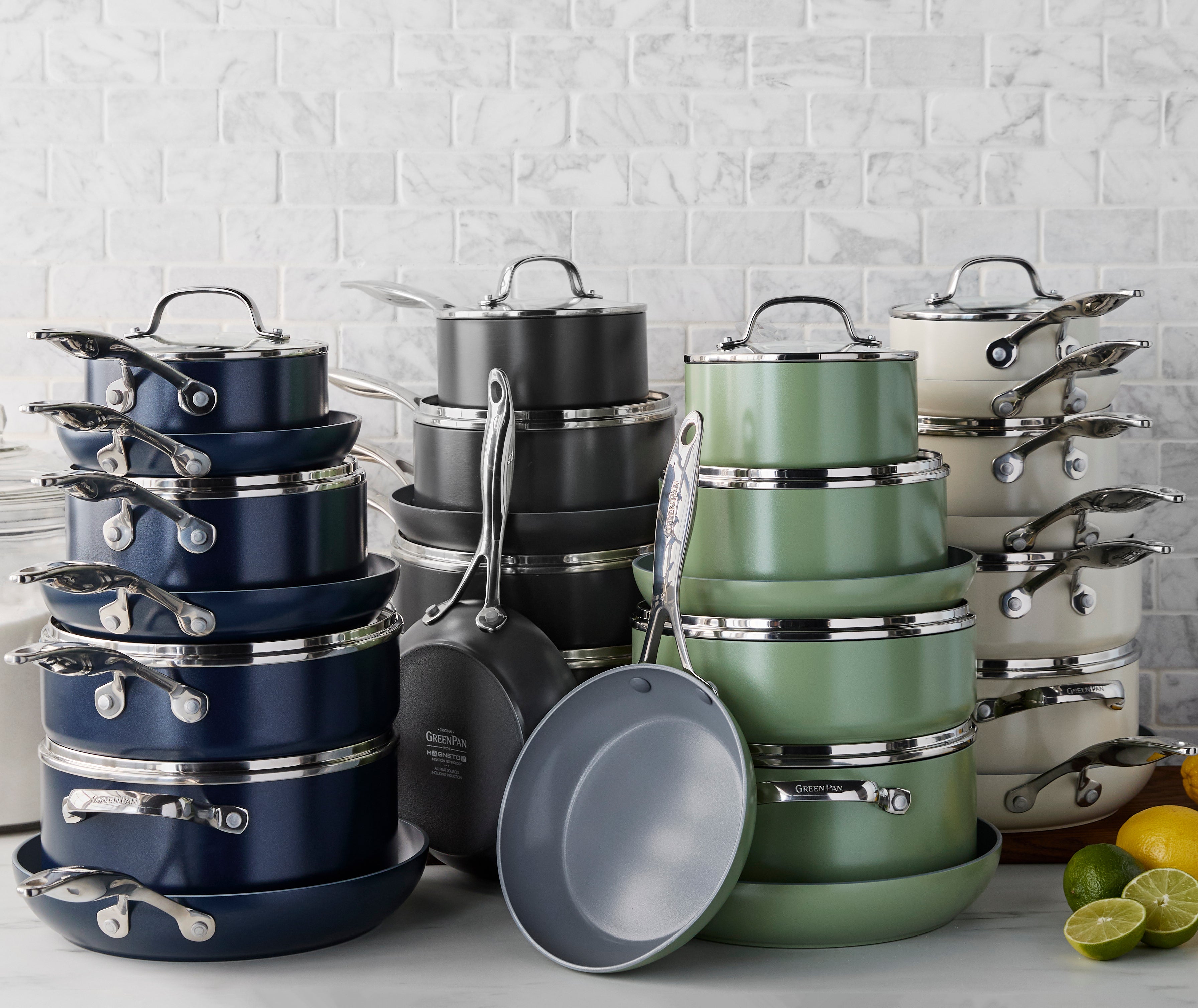 The Pros and Cons of Ceramic Cookware