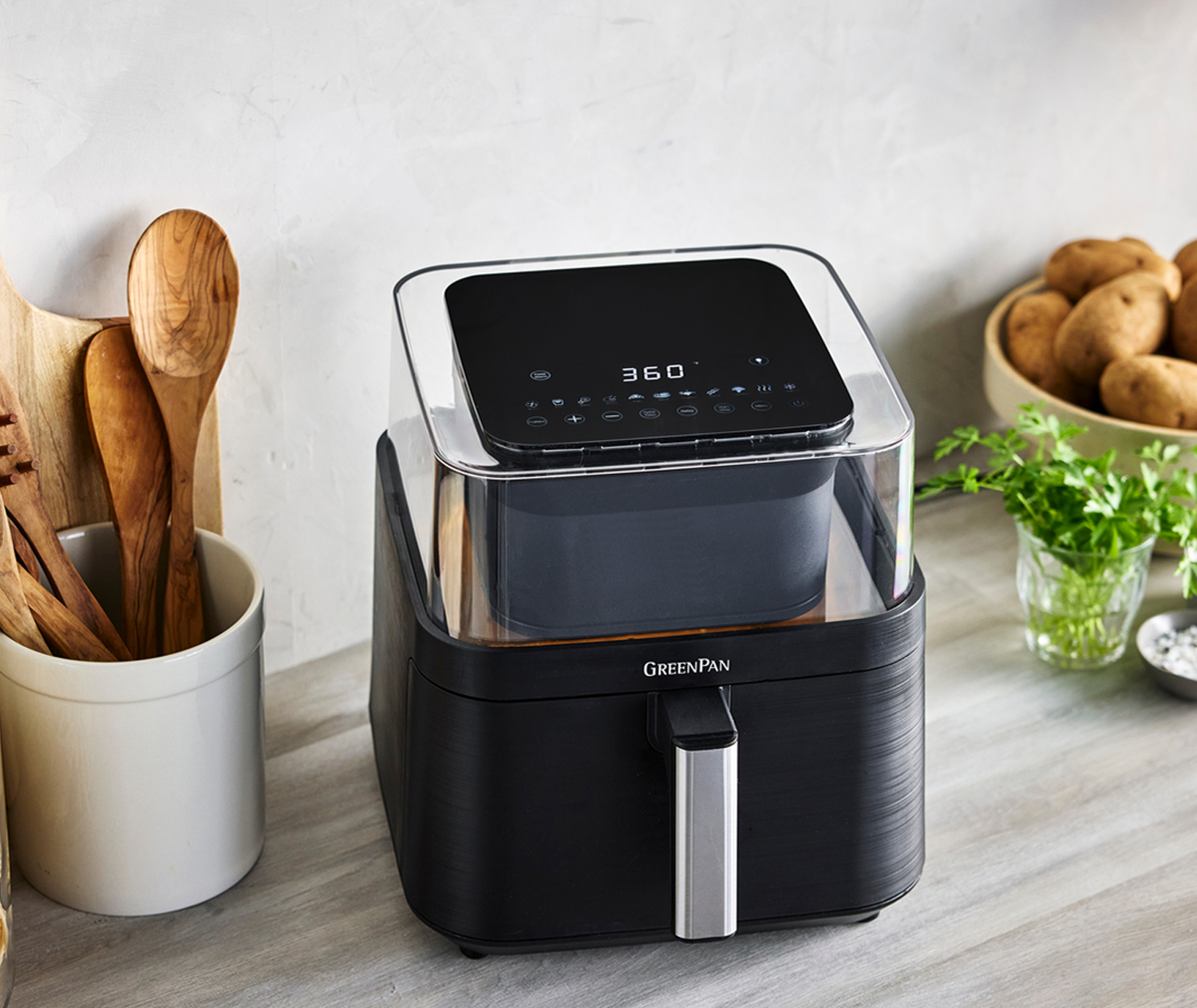 Air Fryer Maintenance & Safety Guide: Cleaning, Troubleshooting & Energy Tips