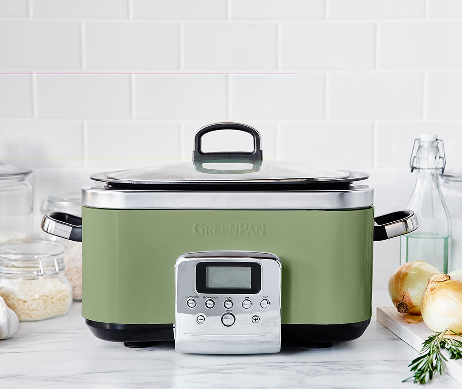 Slow Cooker vs Pressure Cooker: What’s the Difference?