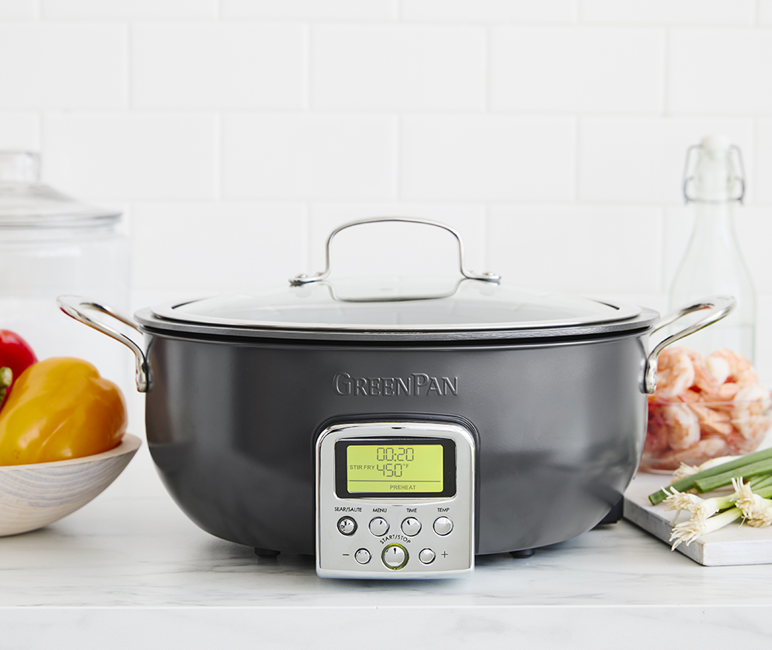 Why Electric Skillets Are the Best Companion for Camping
