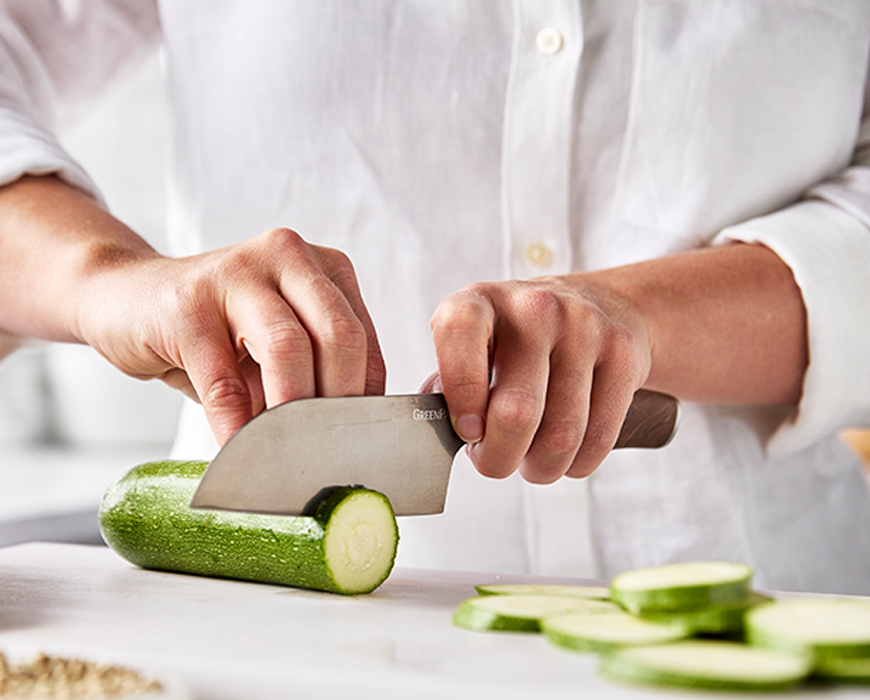 How to get rust off a knife