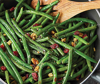 Sautéed Green Beans with Walnuts and Cranberries