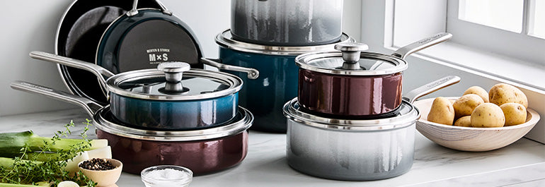 Merten & Storck Roestvrijstalen steelpan 18cm/2 liter met deksel, professioneel koken, multi-coating, maataanduidingen, drupvrije schenkranden, duurzame deksel,inductie,oven- & vaatwasmachinebestendig Merten & Storck Roestvrijstalen steelpan 18cm/2 liter met deksel, professioneel koken, multi-coating, maataanduidingen, drupvrije schenkranden, duurzame deksel,inductie,oven- & vaatwasmachinebestendig