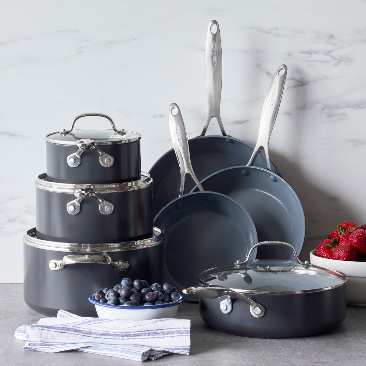 Valencia Pro 11-Piece Cookware Set | © GreenPan Official Store