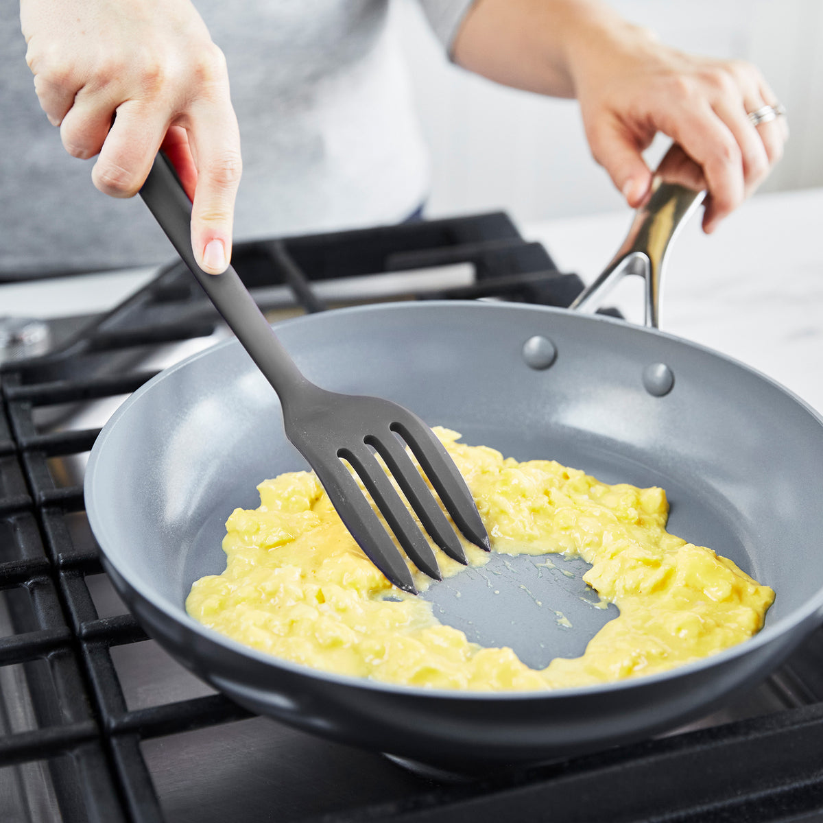 GreenPan CC006928-001 Cucchiaio da cucina in silicone, tortora GreenPan CC006928-001 Cucchiaio da cucina in silicone, tortora