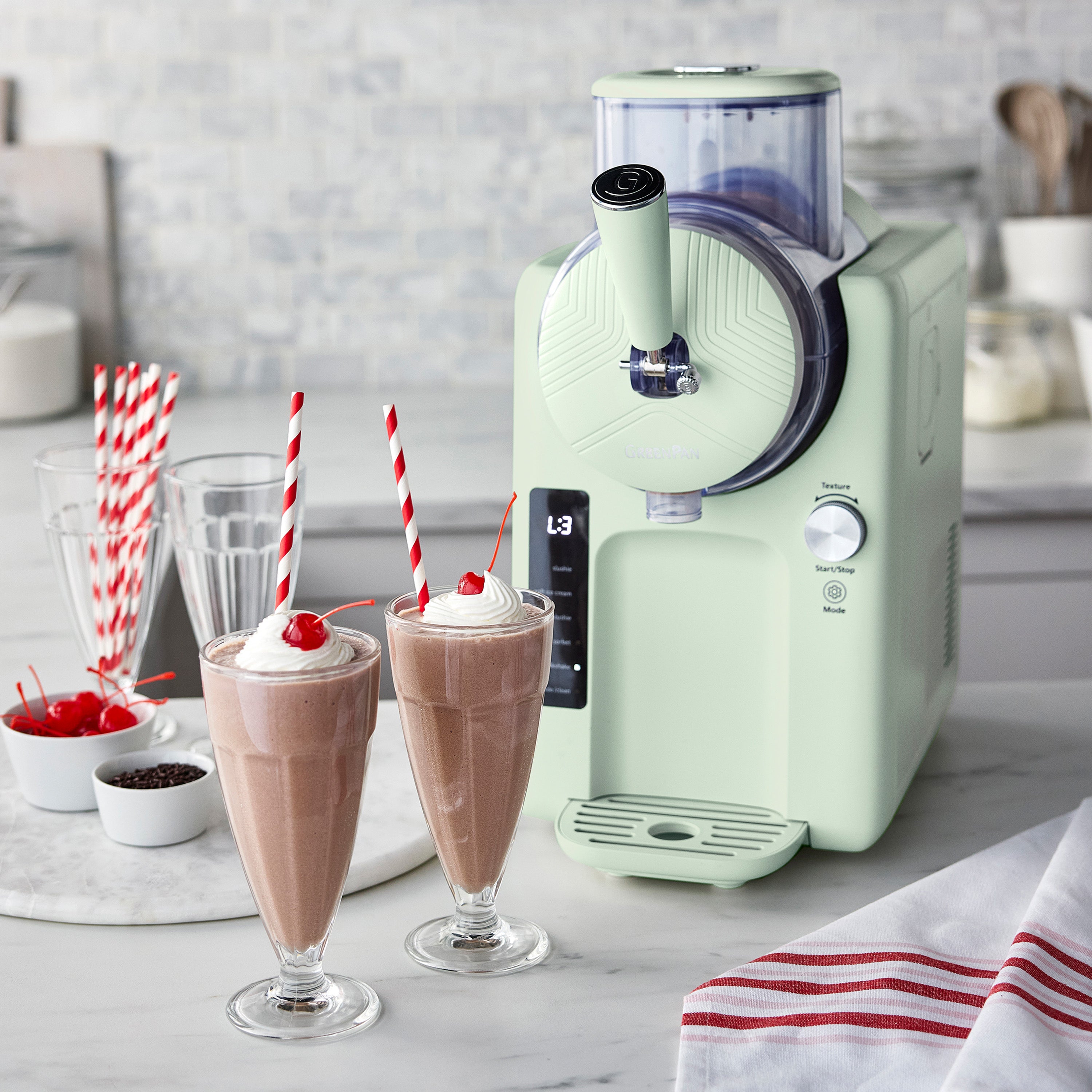 Frost 15-in-1 Ice Cream & Frozen Drink Maker | Pistachio