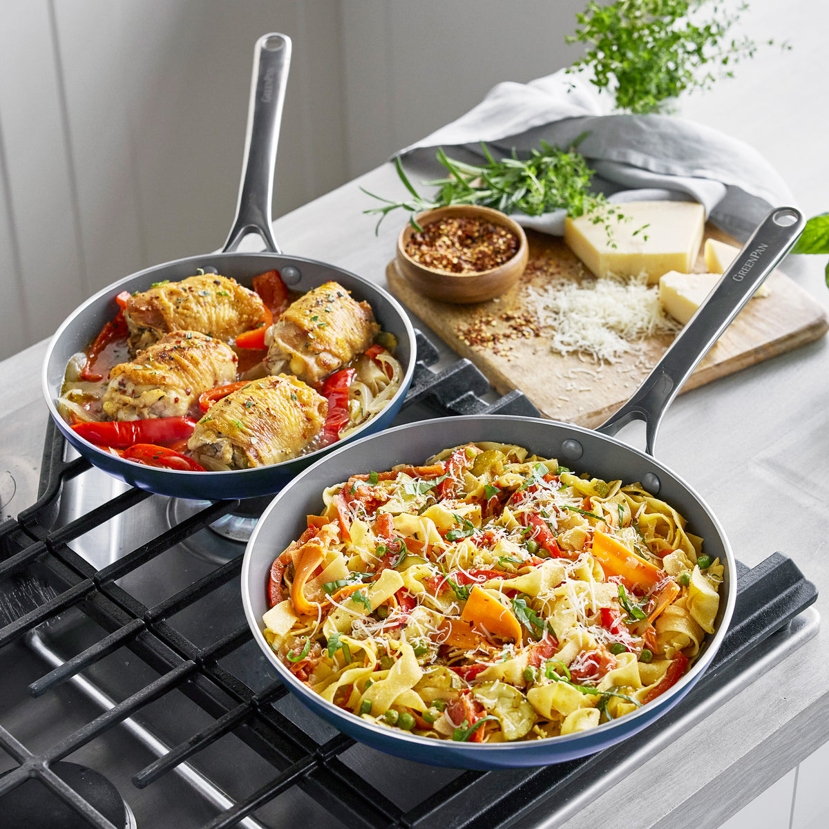 Gusto Ceramic Nonstick 8", 9.5" and 11" Frypan Set | Oxford Blue