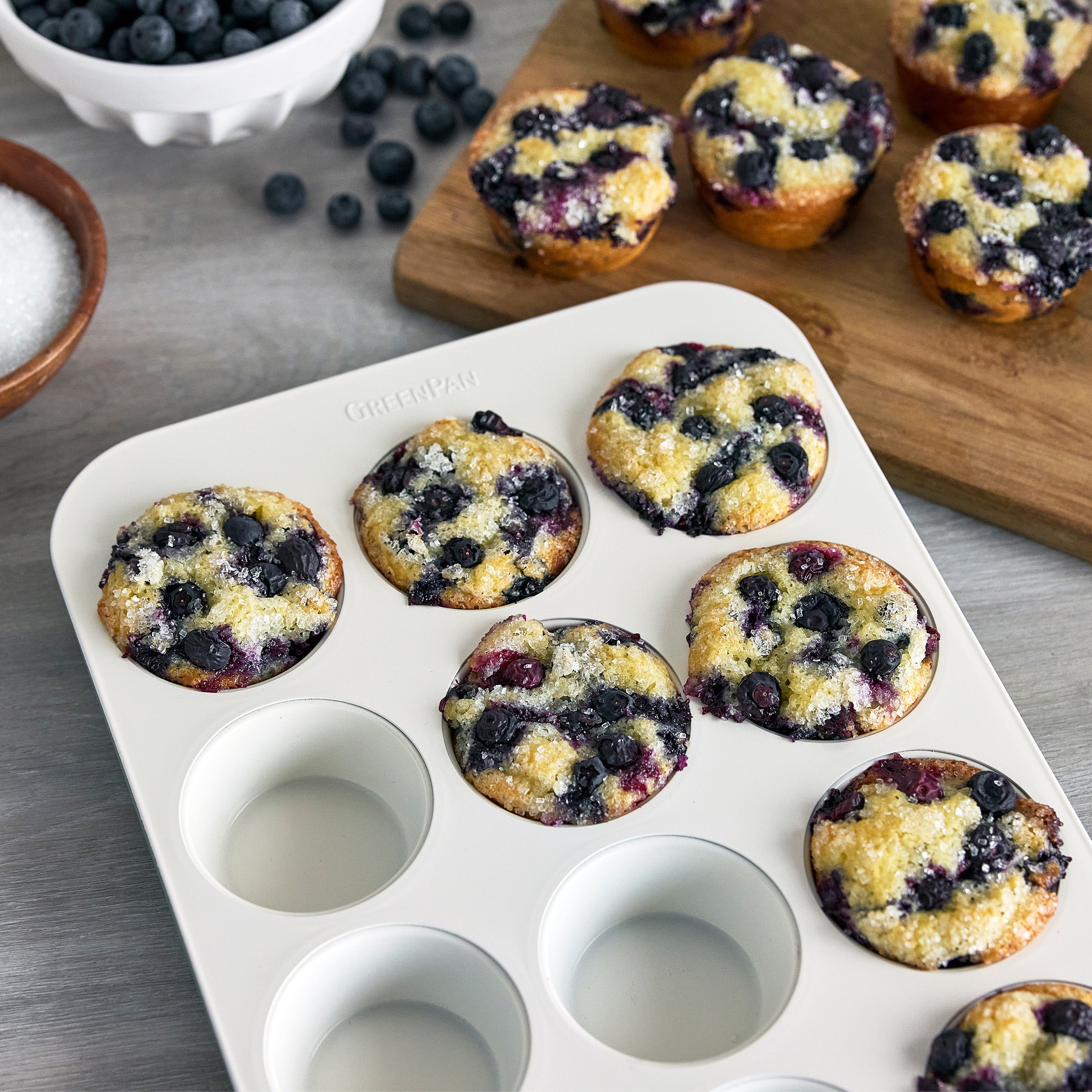 Reserve Bakeware 8-Piece Set | Cream