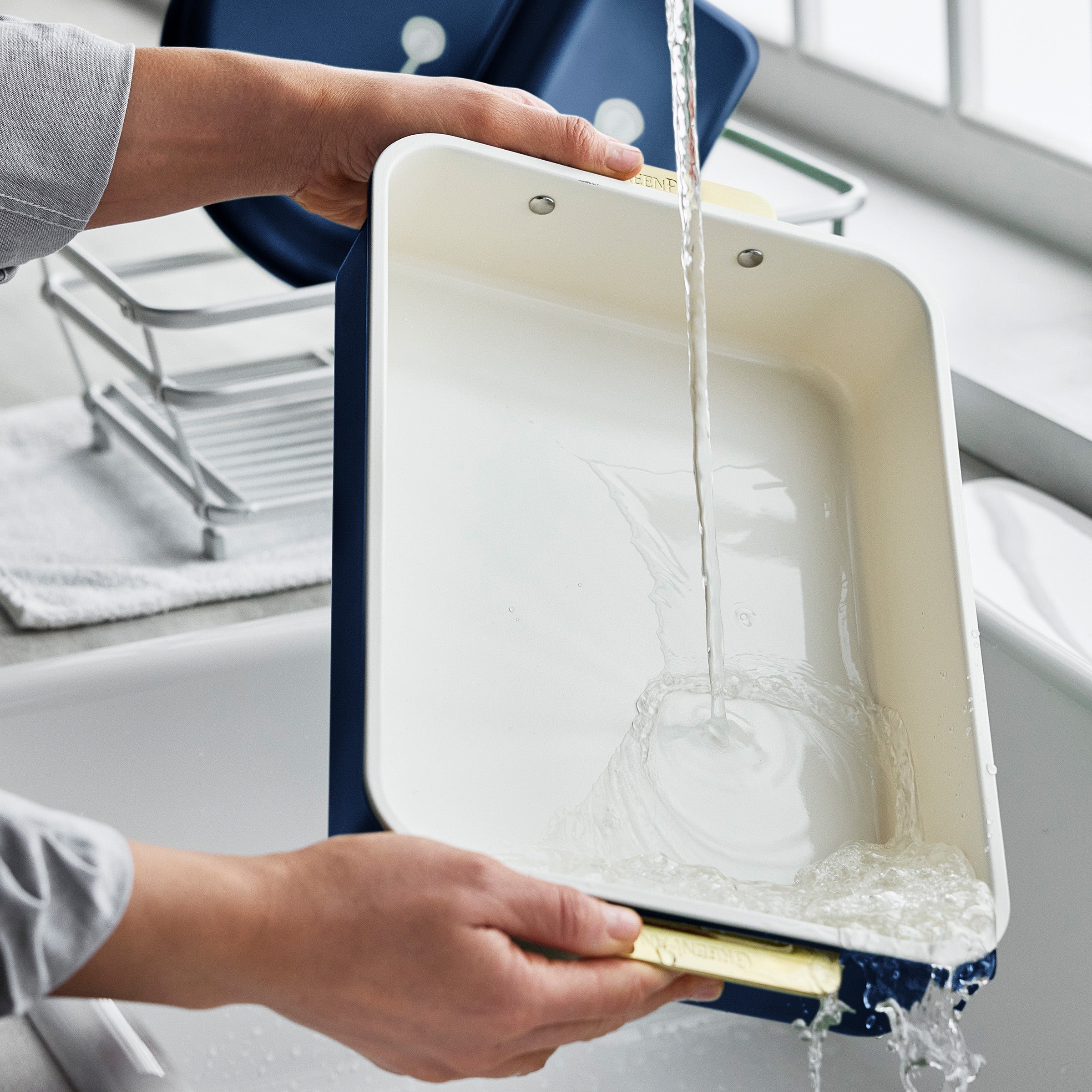 Reserve Pro 18-Piece Cookware & Bakeware Set | Twilight