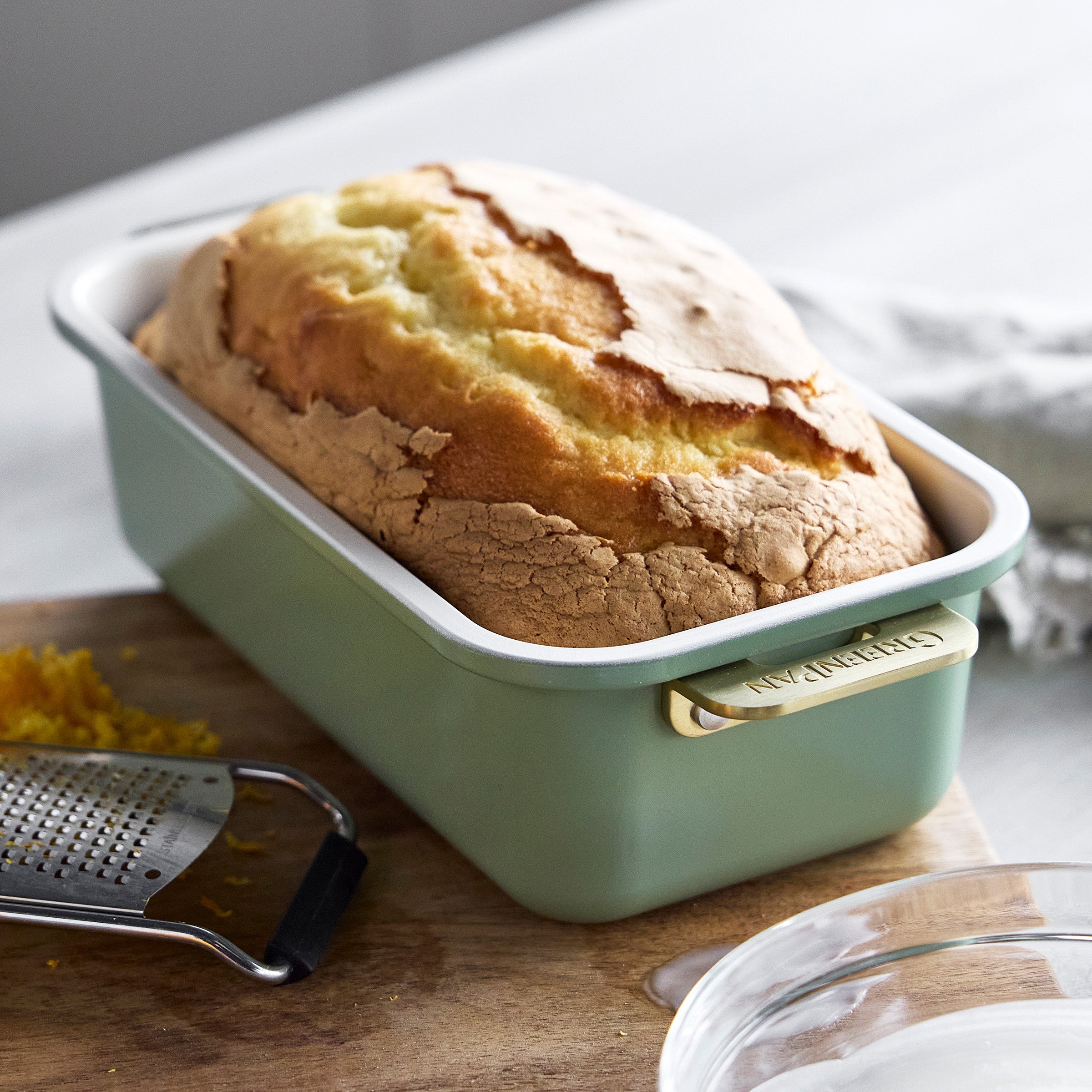 Reserve Bakeware 8-Piece Set | Sage