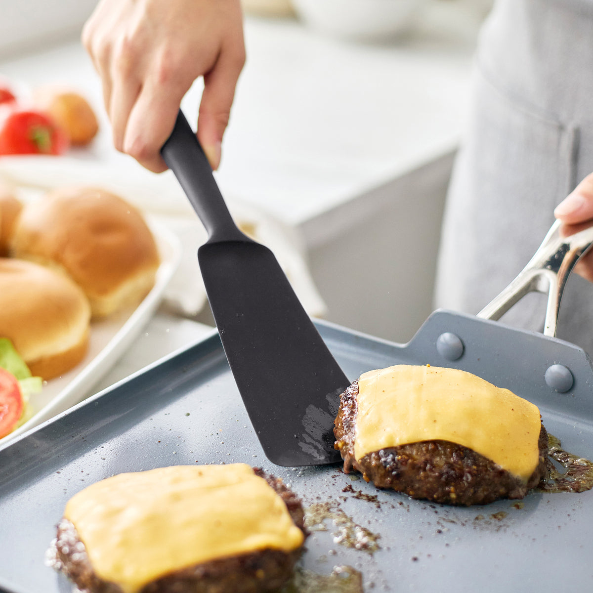 Silicone burger turner