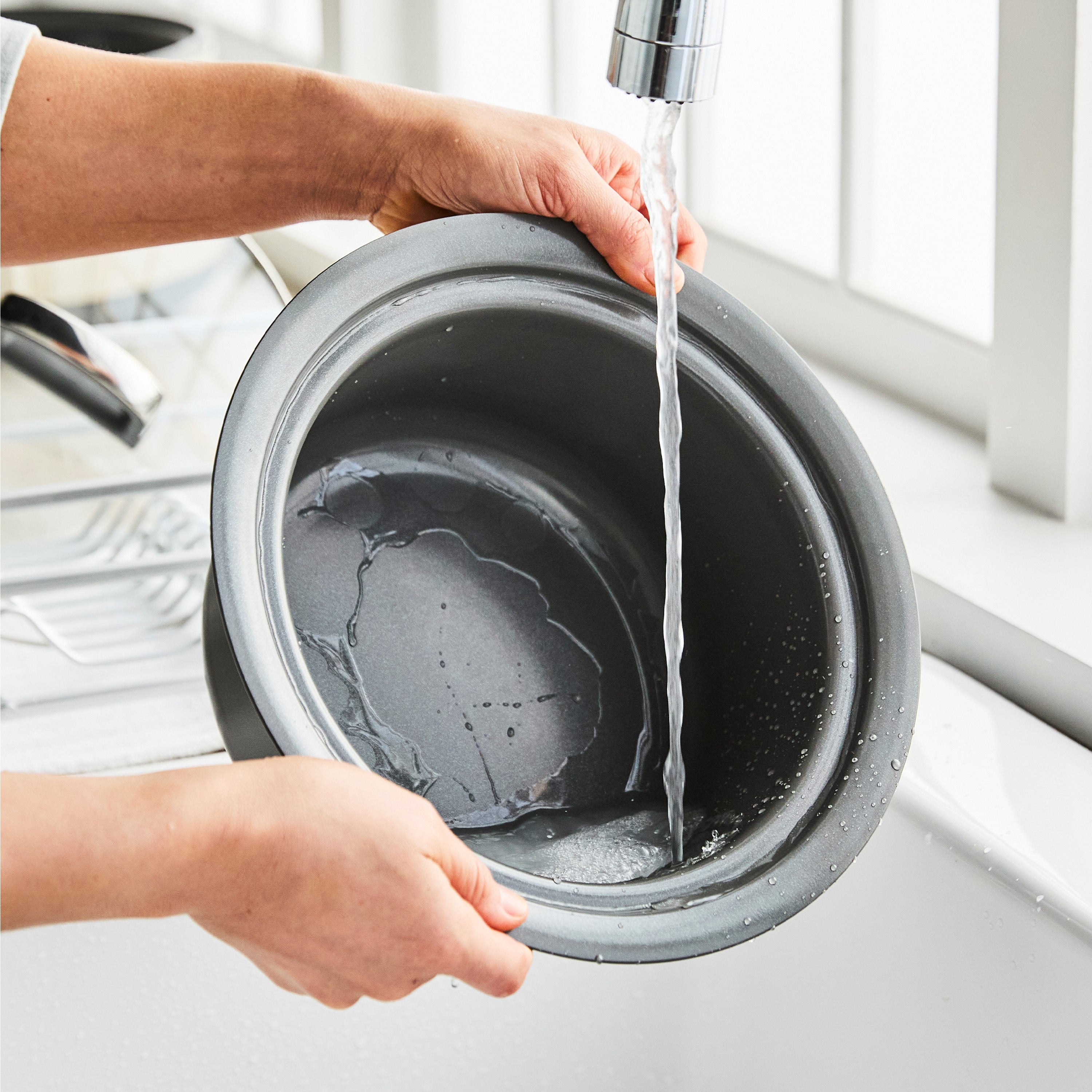 Bistro 4-Quart Slow Cooker with In-Pot Browning | Macadamia