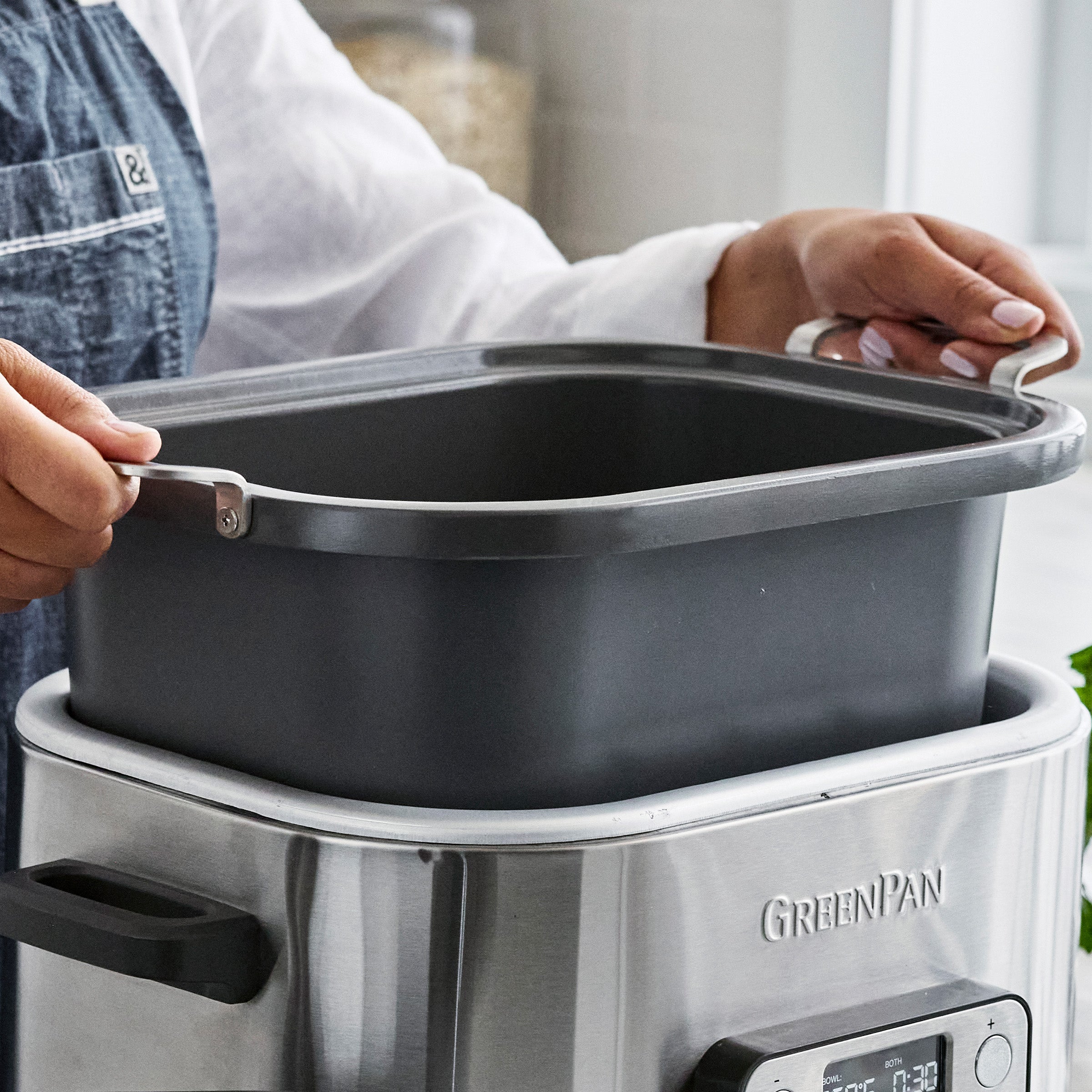 7-in-1 6-Quart Slow Cooker with In-Pot Browning | Stainless Steel
