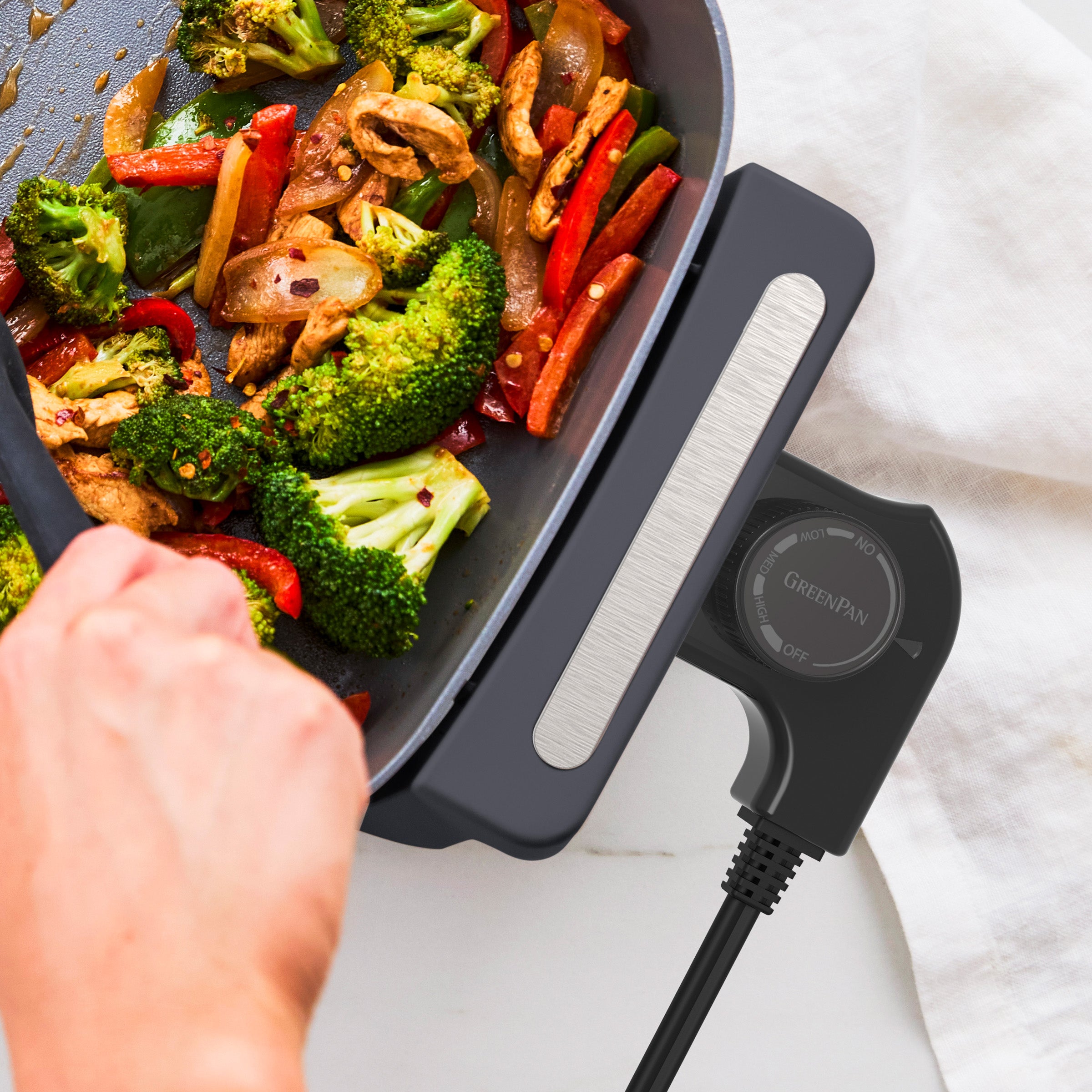 7-Quart Advanced Skillet | Graphite