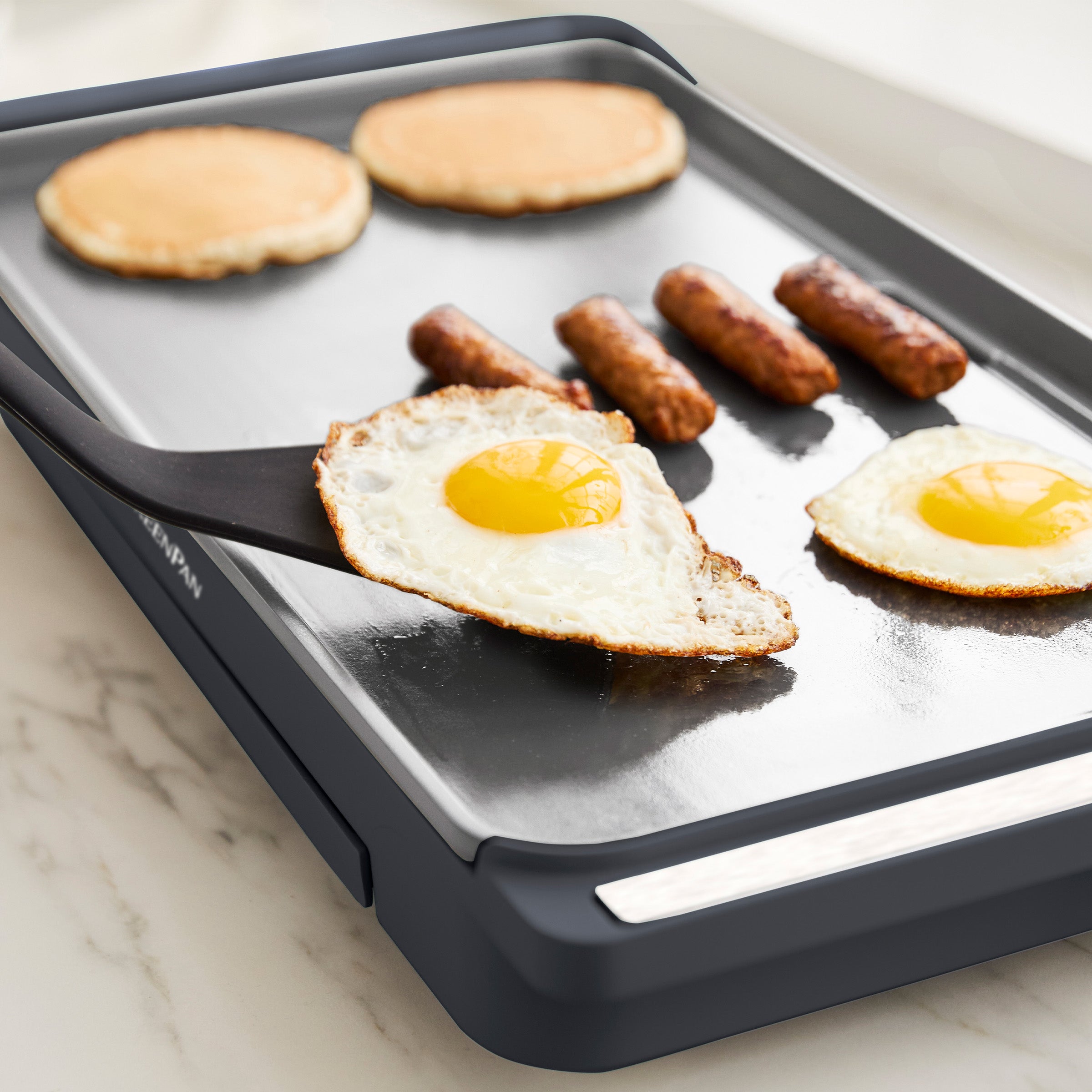 Advanced Griddle with Warming Drawer | Graphite