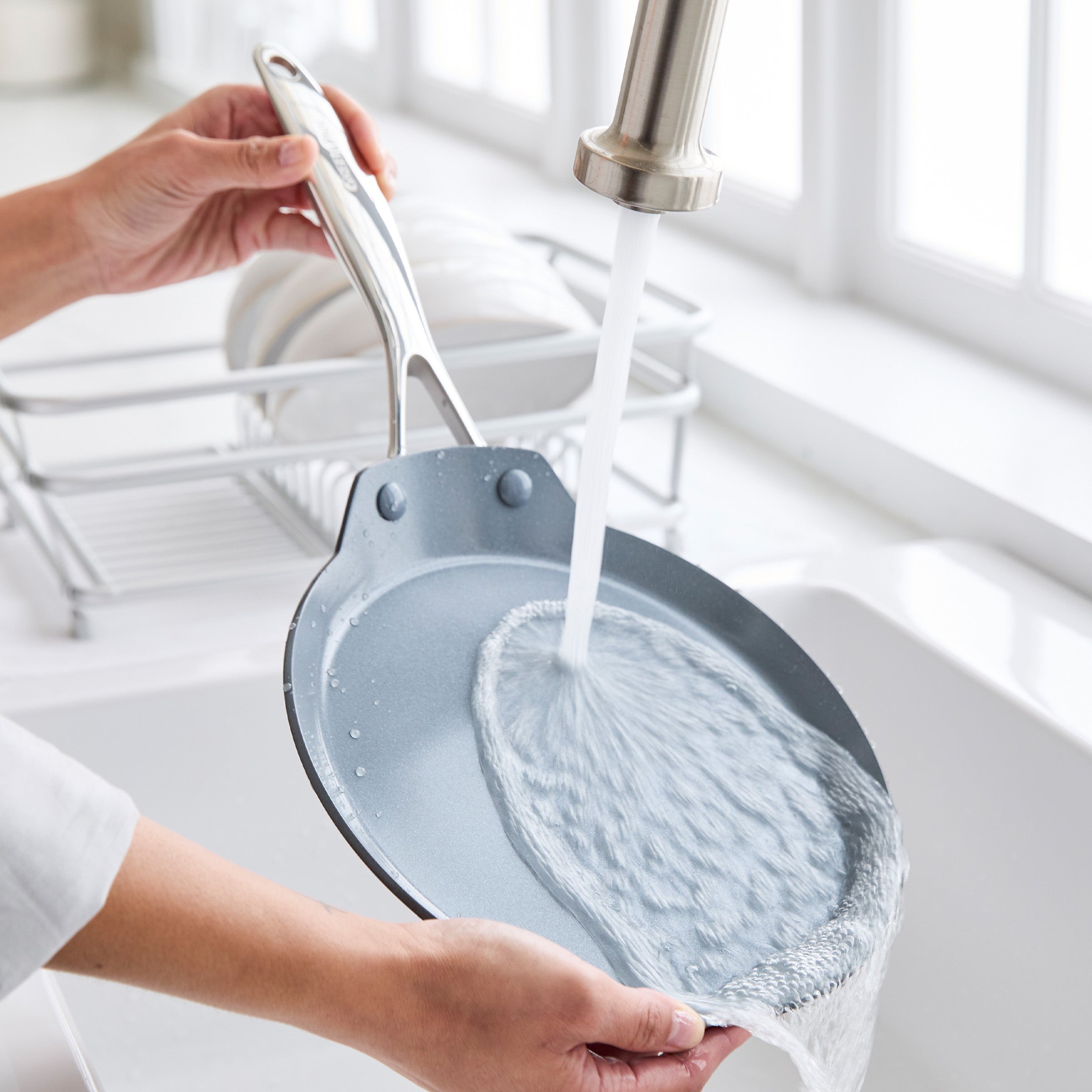 Valencia Pro Ceramic Nonstick 9.5" Crepe Pan