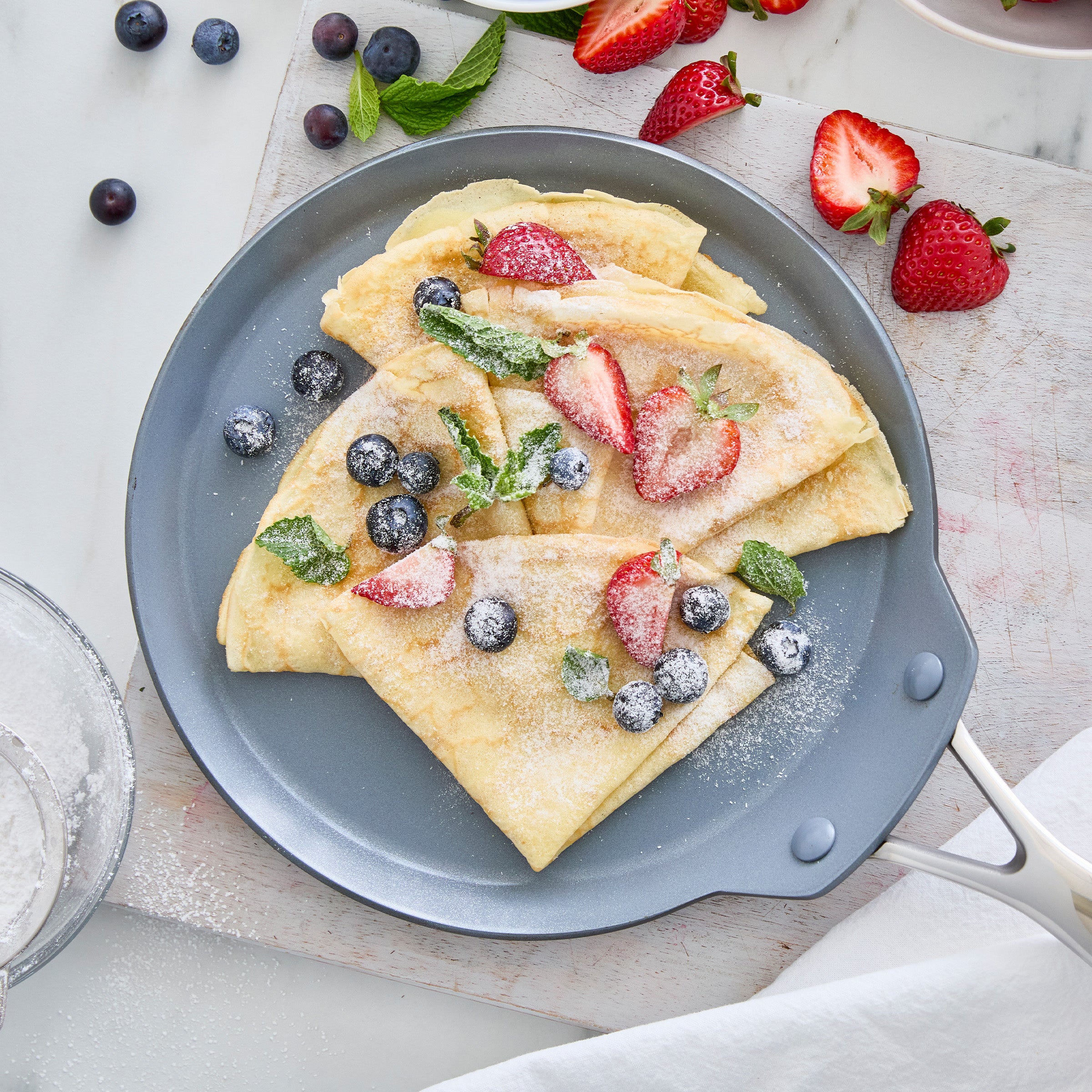 Valencia Pro Ceramic Nonstick 9.5" Crepe Pan