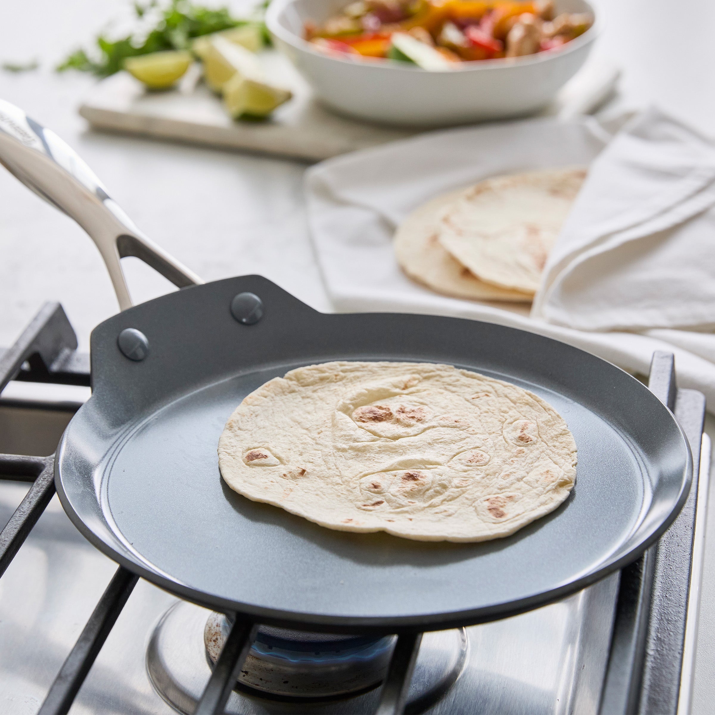 Valencia Pro Ceramic Nonstick 9.5" Crepe Pan