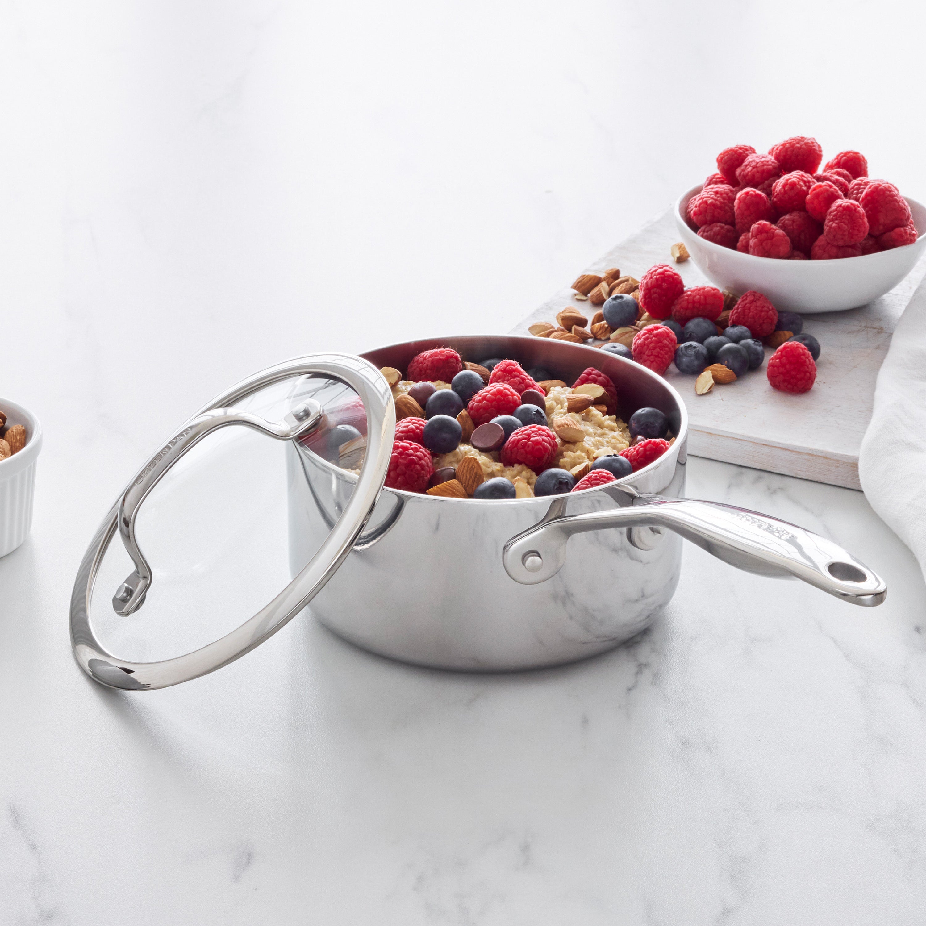 Valencia Pro Stainless Steel Uncoated 1.6-Quart Saucepan with Lid