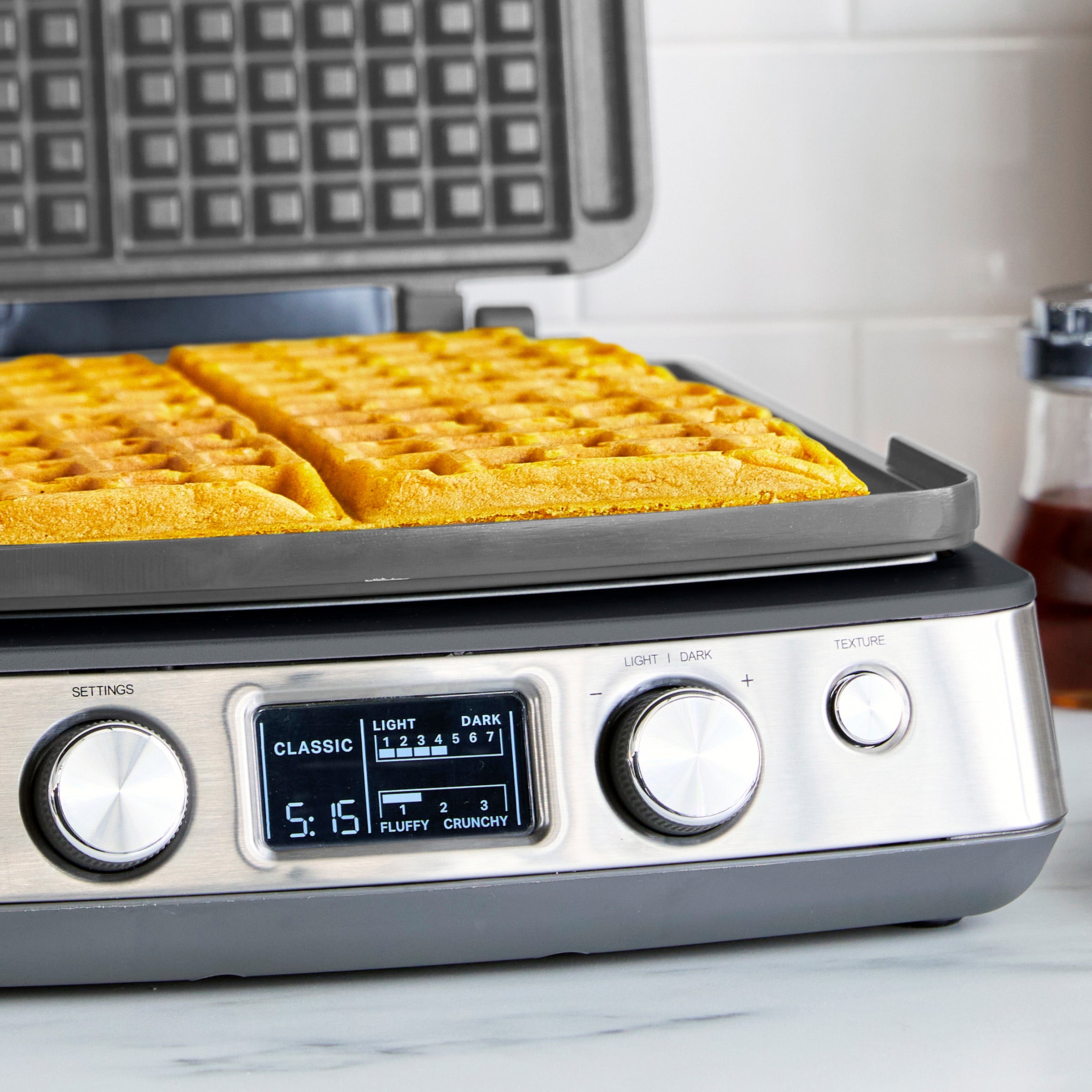 Elite Ceramic Nonstick 4-Square Waffle Maker | Graphite