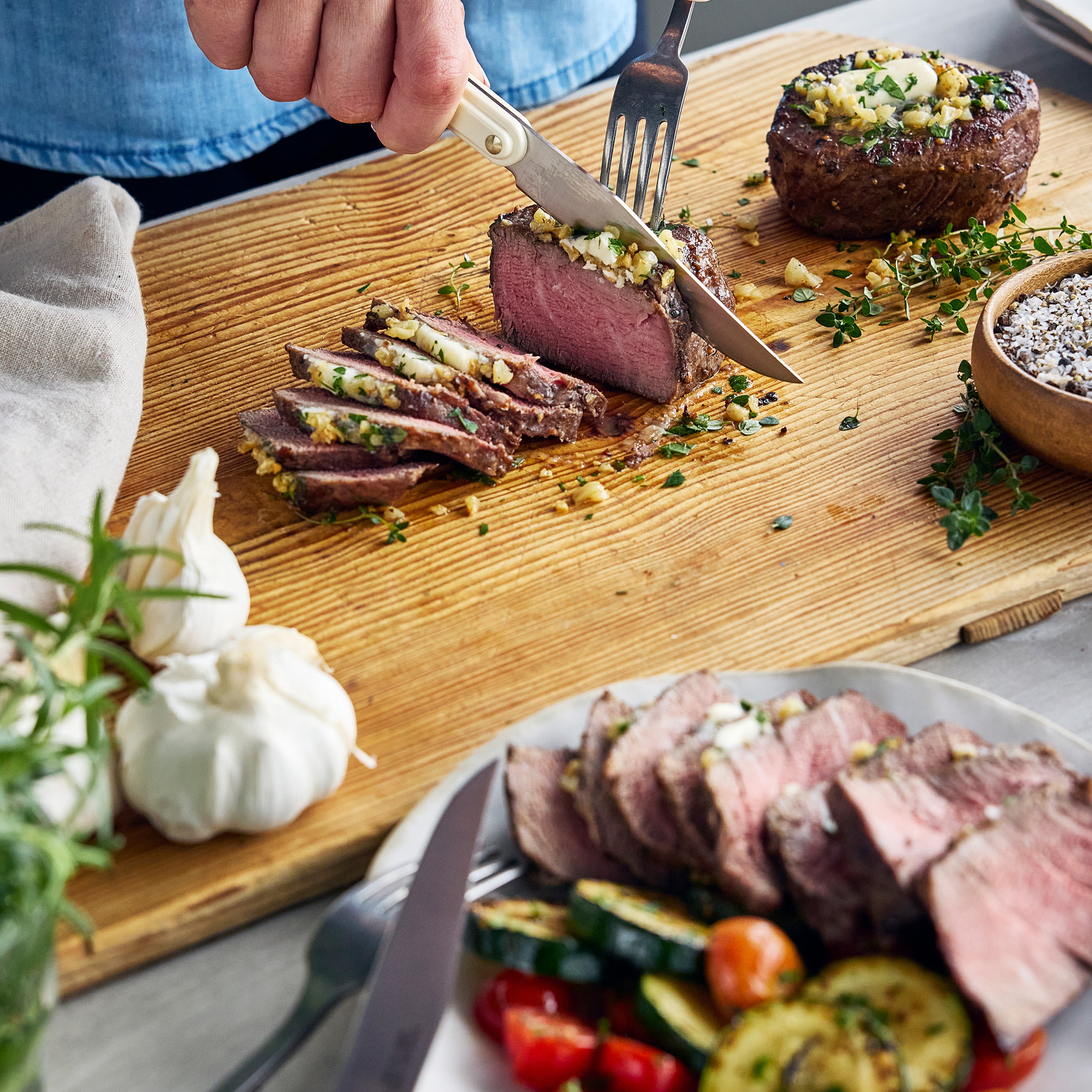 Stanley Tucci™ 6-Piece Steak Knife Set with Wood Tray | Multicolor