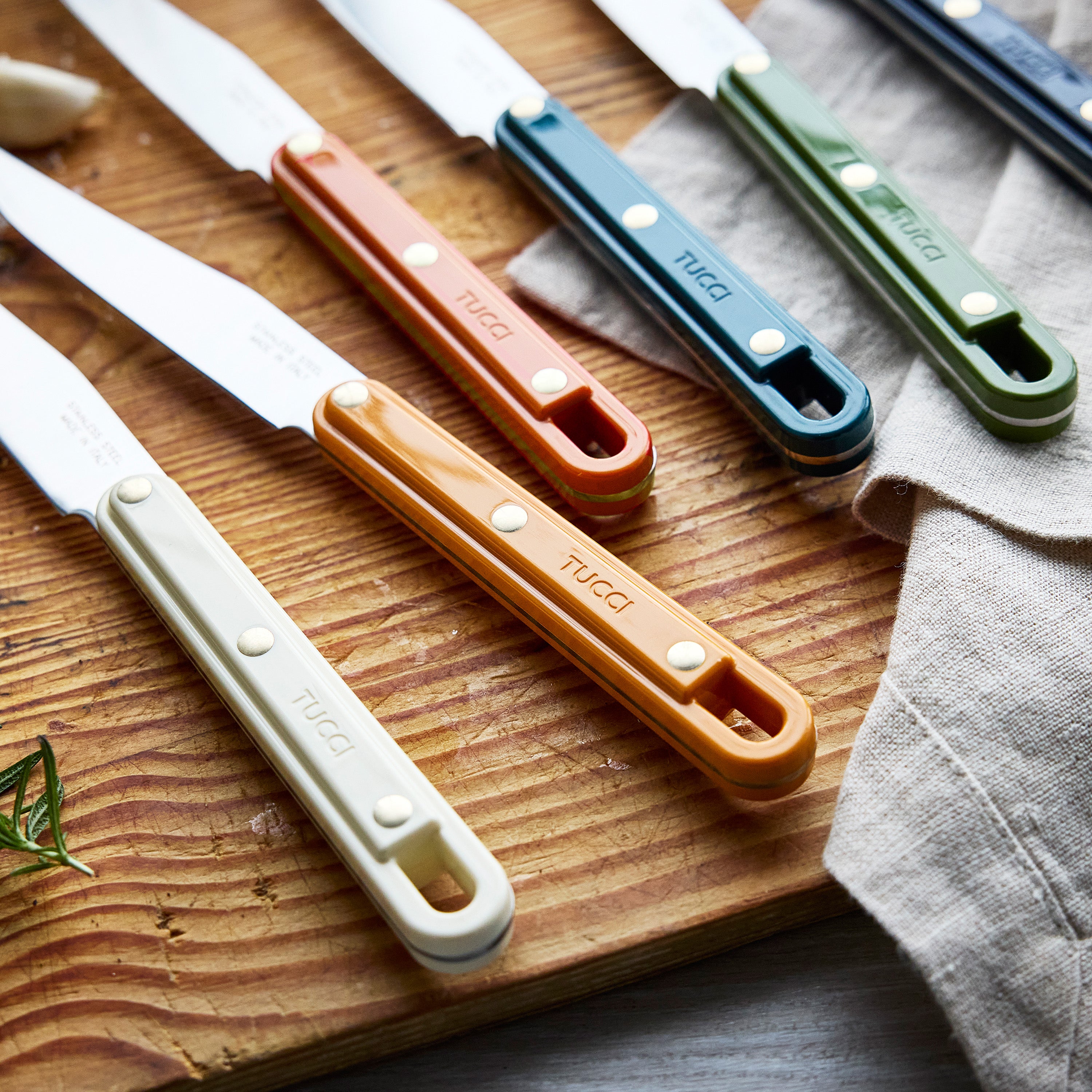 Stanley Tucci™ 6-Piece Steak Knife Set with Wood Tray | Multicolor