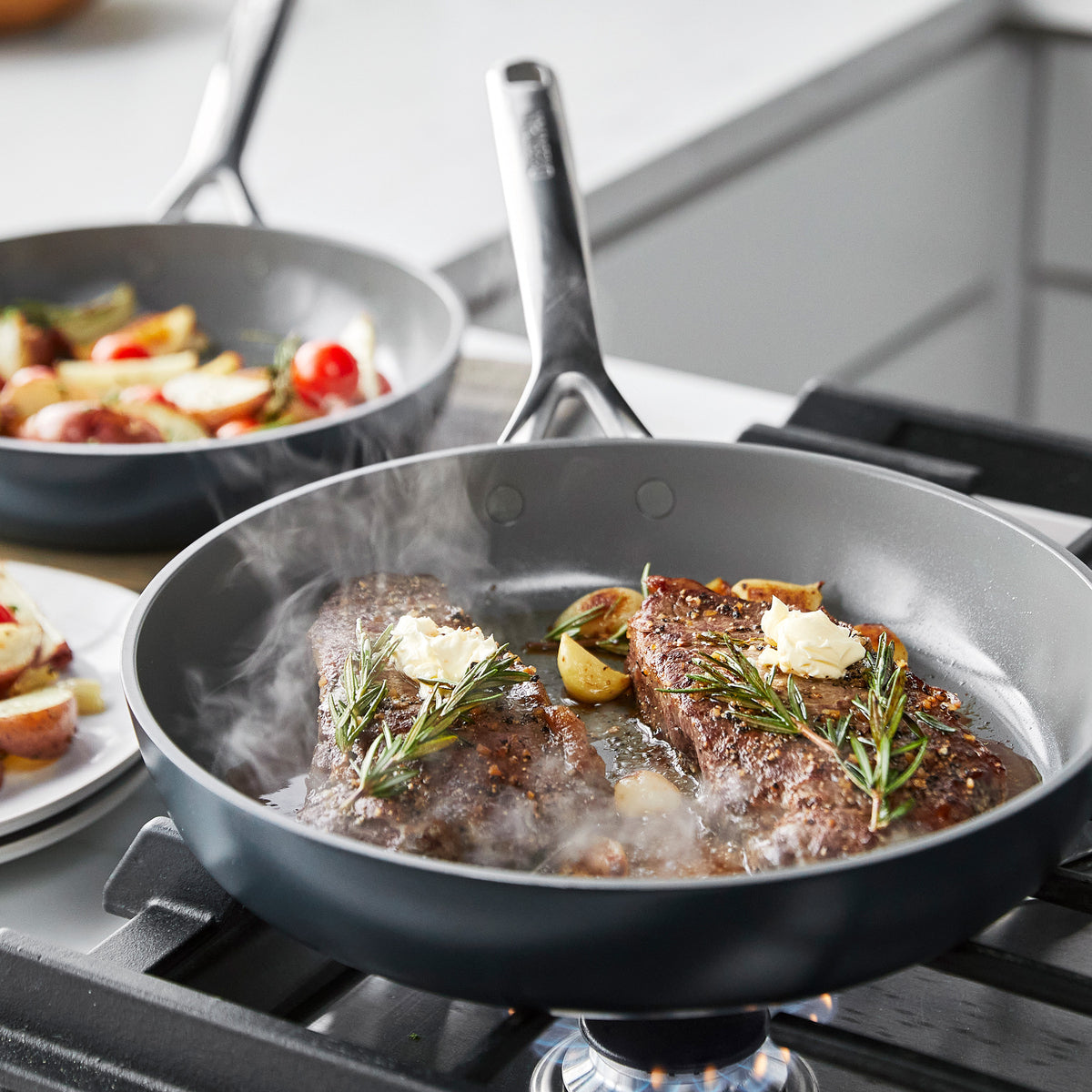 WOLL Cast High Edge Pan 9 3/8in Nowo Titanium Induction Frying Pan