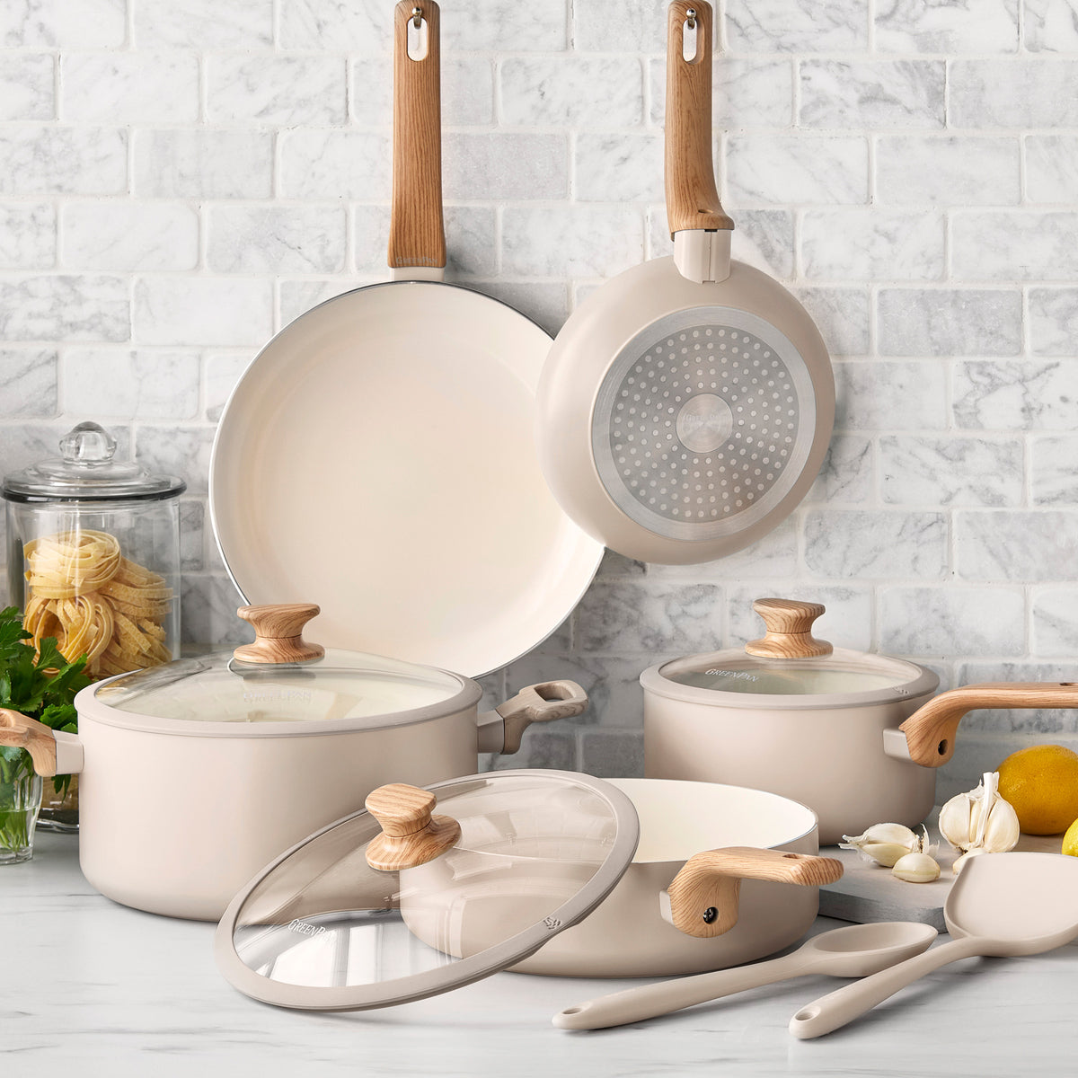 How to Season Ceramic Cookware: Ultimate Guide