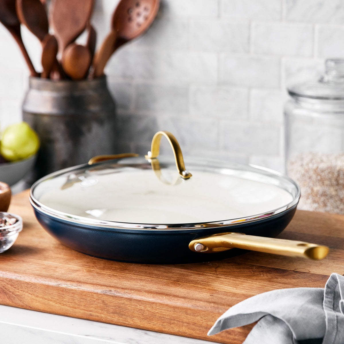 Reserve Ceramic Nonstick 12 Frypan with Helper Handle and Lid, Twili