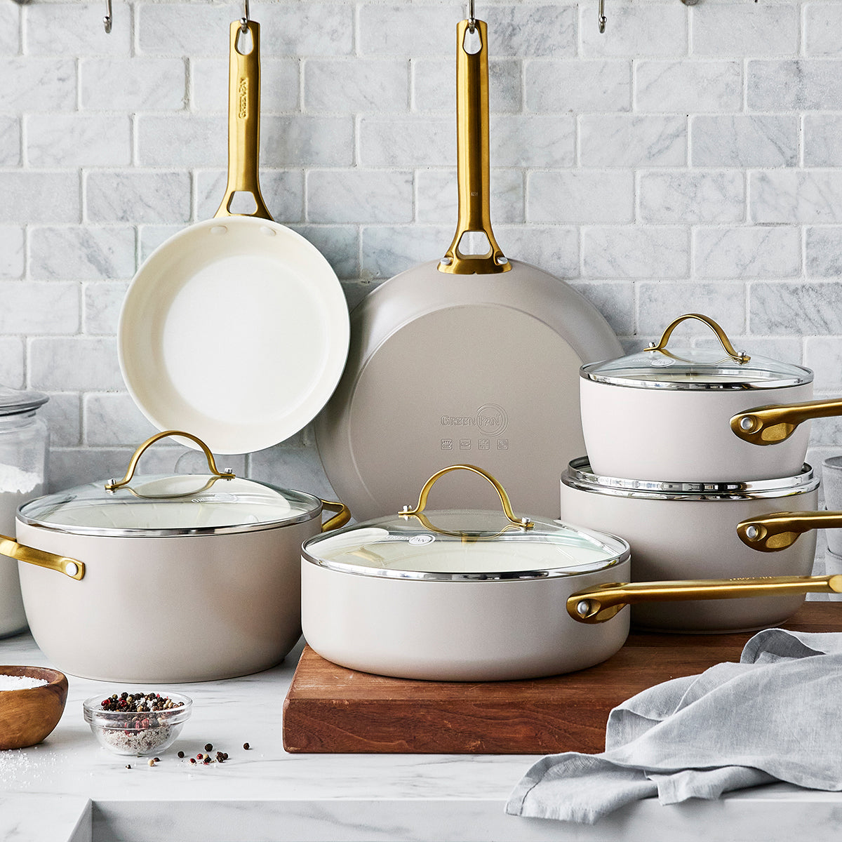Reserve Ceramic Nonstick 10-Piece Cookware Set | Blush with Gold-Tone  Handles