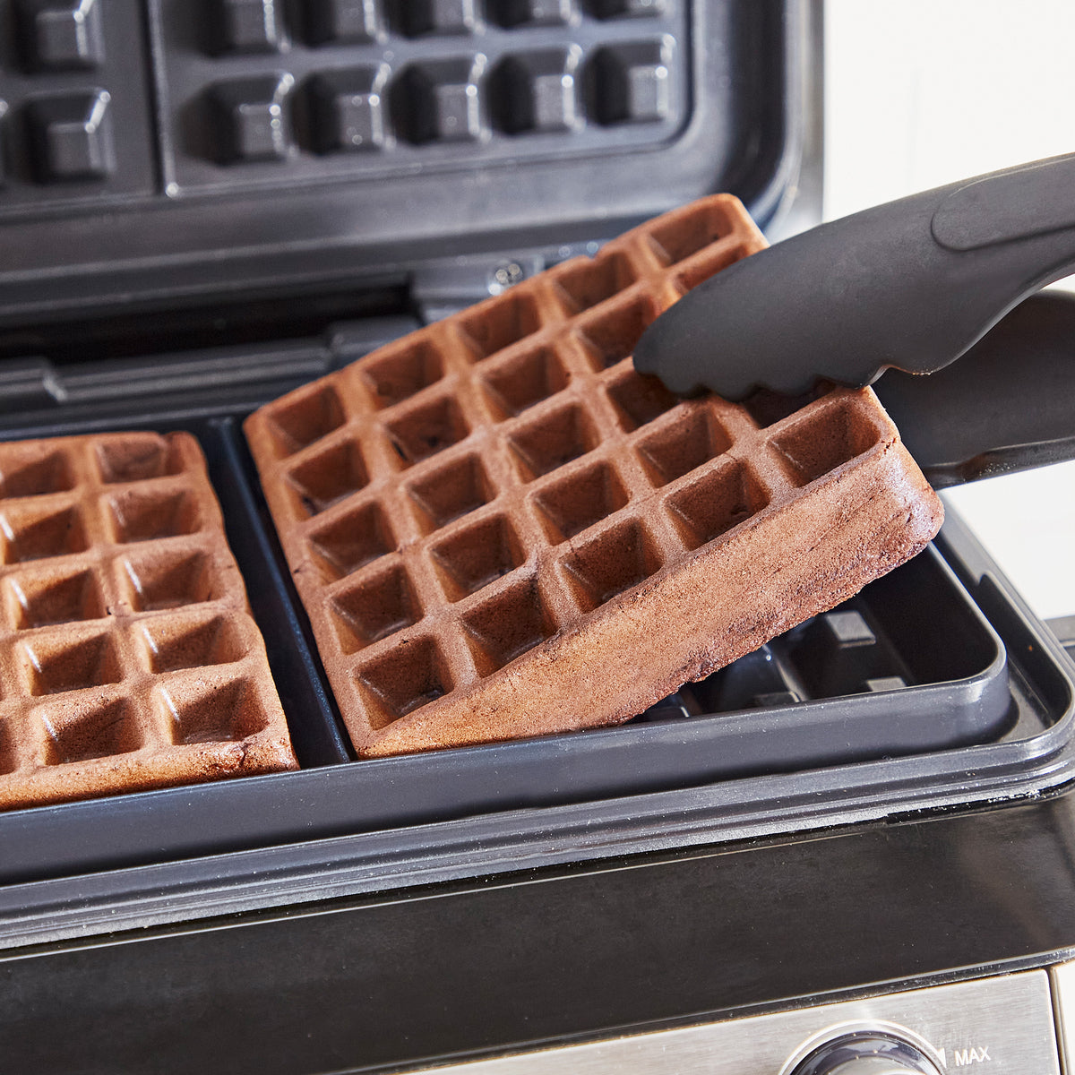 Elite Ceramic Nonstick 4-Square Waffle Maker | Premiere Stainless Steel