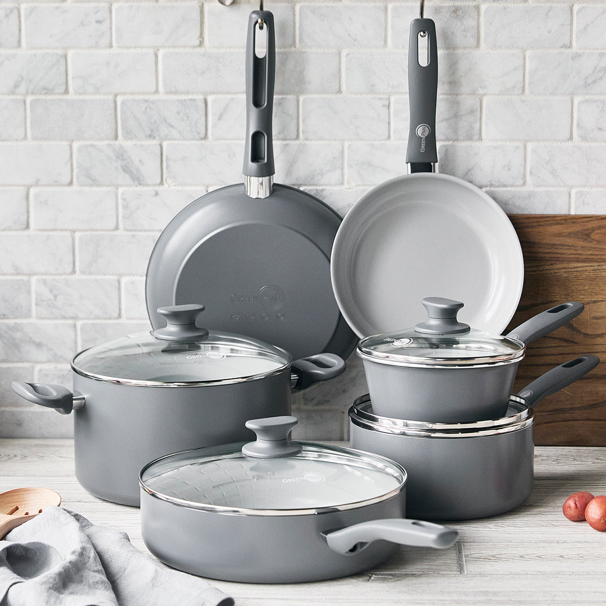 New in Box Excel Steel 5 Piece 18/10 Stainless Steel Cookware Set