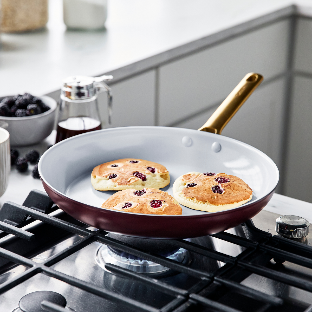 Reserve Ceramic Nonstick 8 and 11 Frypan Set | Burgundy with Gold-Tone  Handles