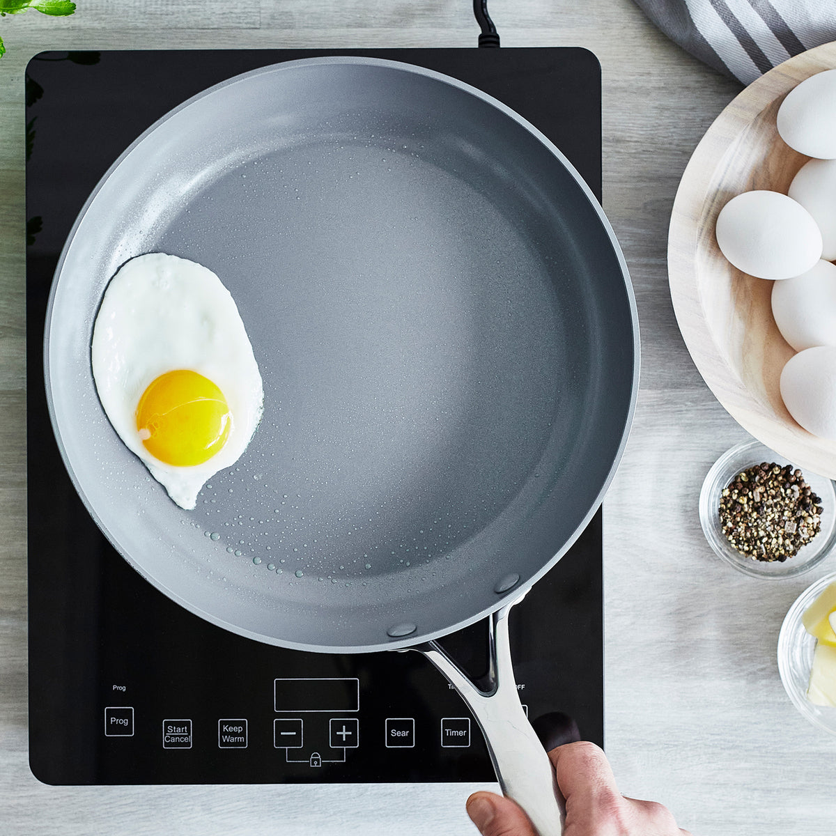 Perfect Fried Egg  © GreenPan Official Store