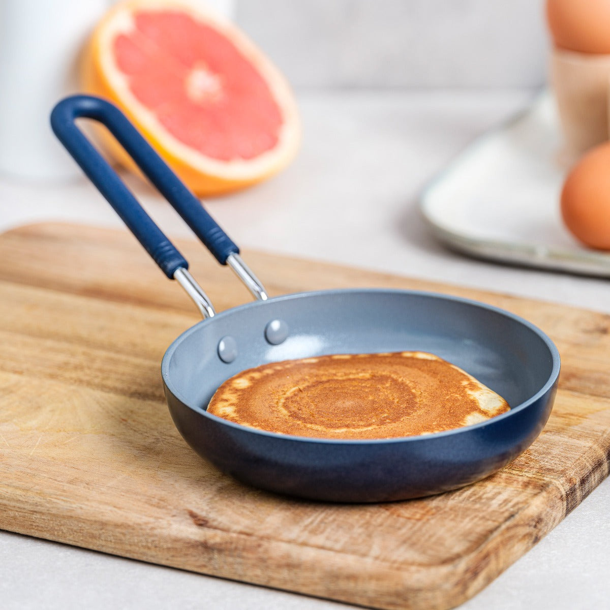 Blue Diamond Cookware Healthy Ceramic Nonstick Mini Egg Pan, Blue